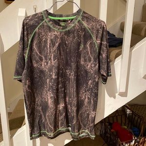 Real legends polyester men’s extra large shirt with trees